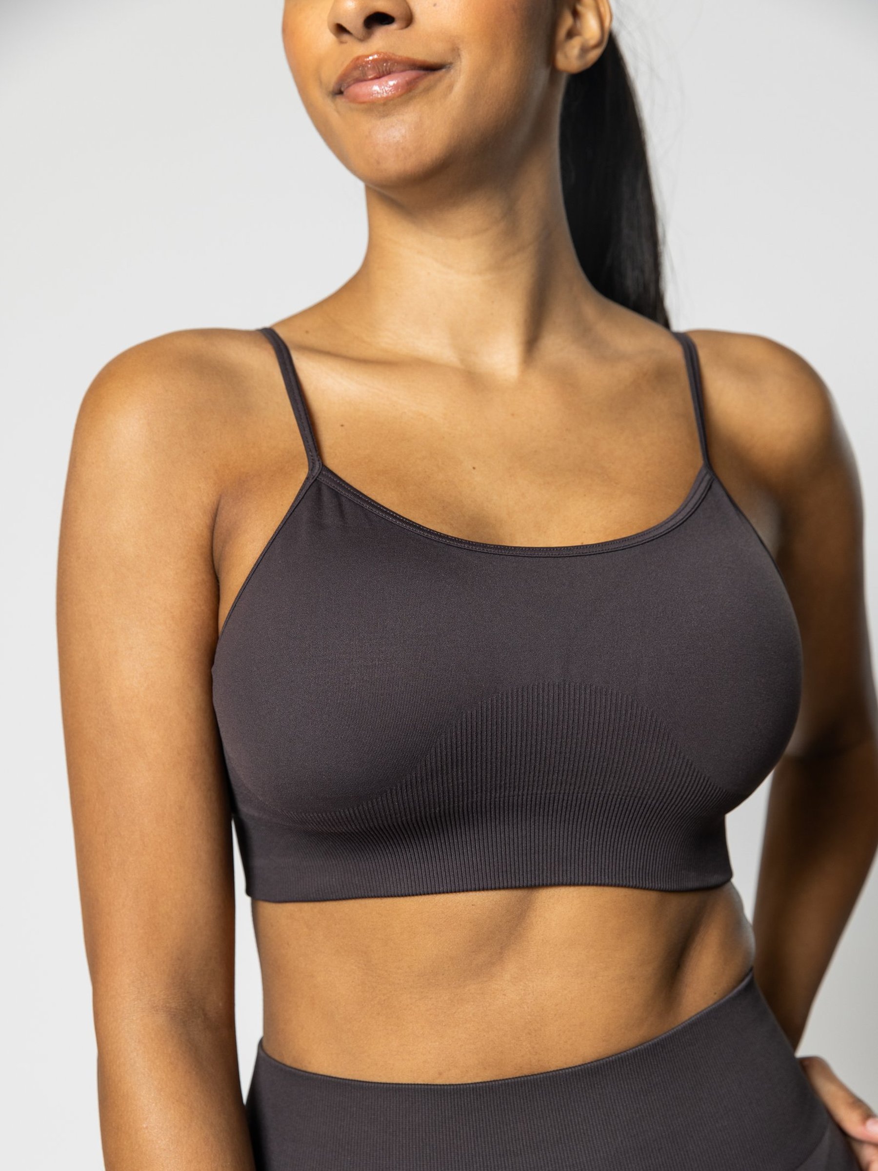 Seamless Sports Bra in Espresso