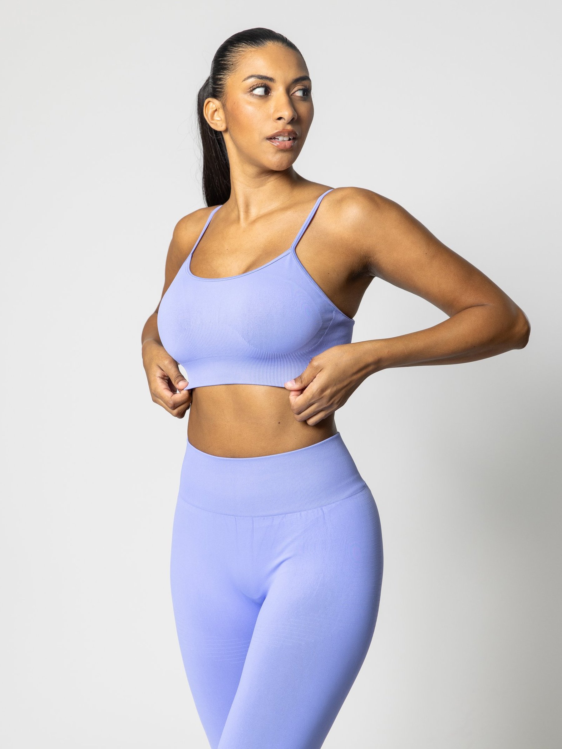 Seamless Sports Bra in Jacaranda